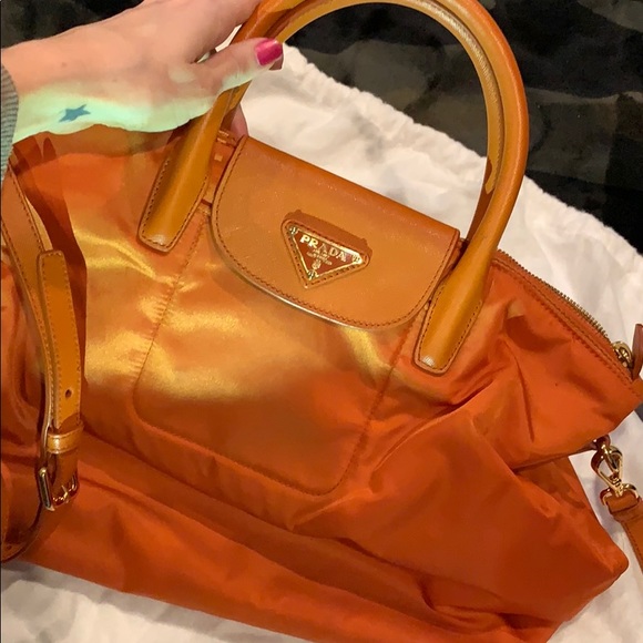 Orange Prada bag - Picture 2 of 9